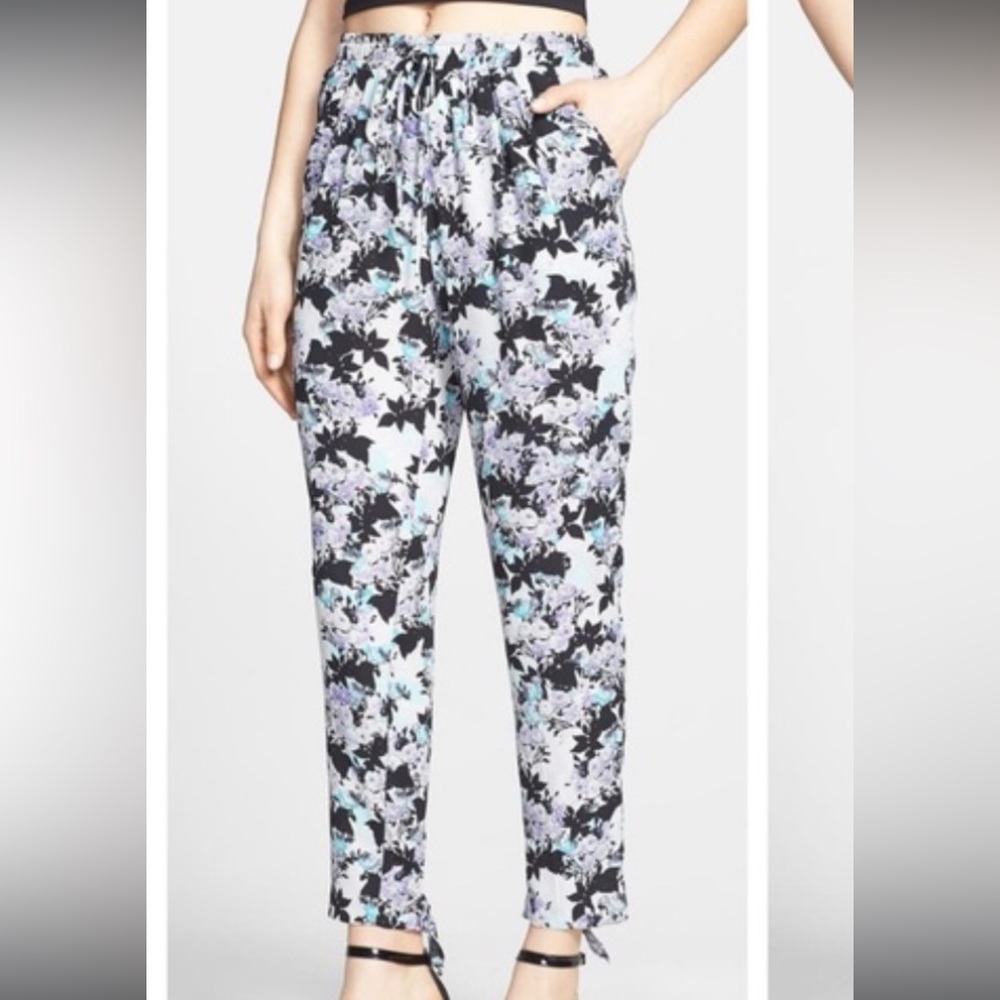 ASTR the Label Floral Print Ankle Tie Pants | Size Small